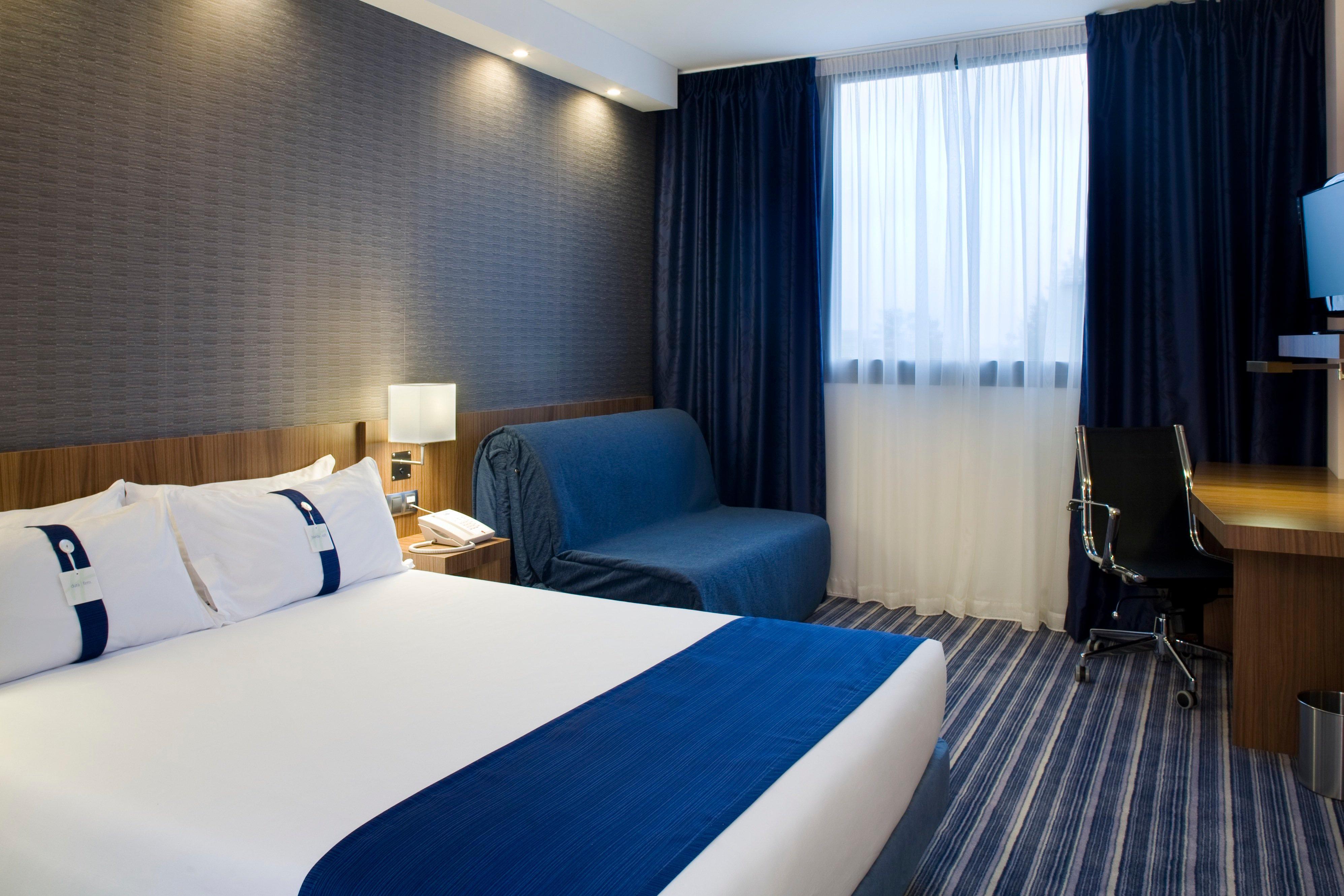 Express Campo De Gibraltar-barrios, An Ihg 3* Los Barrios